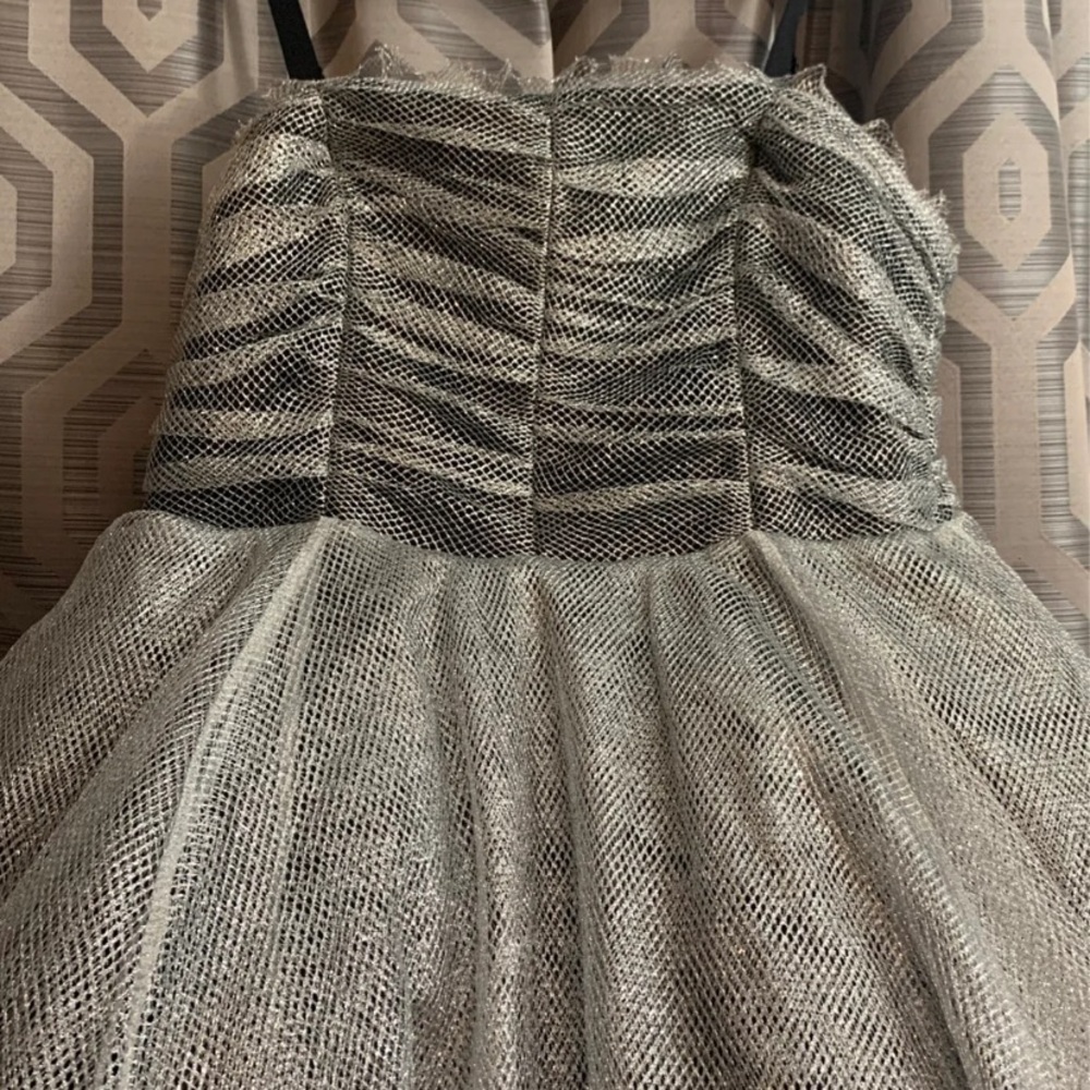 BETSEY JOHNSON SHINY SILVER TULLE STRAPLESS DRESS size 16